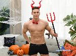 gino-leone flirt4free livecam show performer Everyday is a blessing , a smile is the prettiest thing you can wear