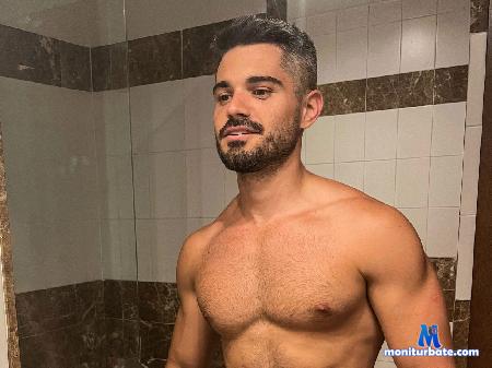 william-bloom flirt4free performer A cute hairy guy
