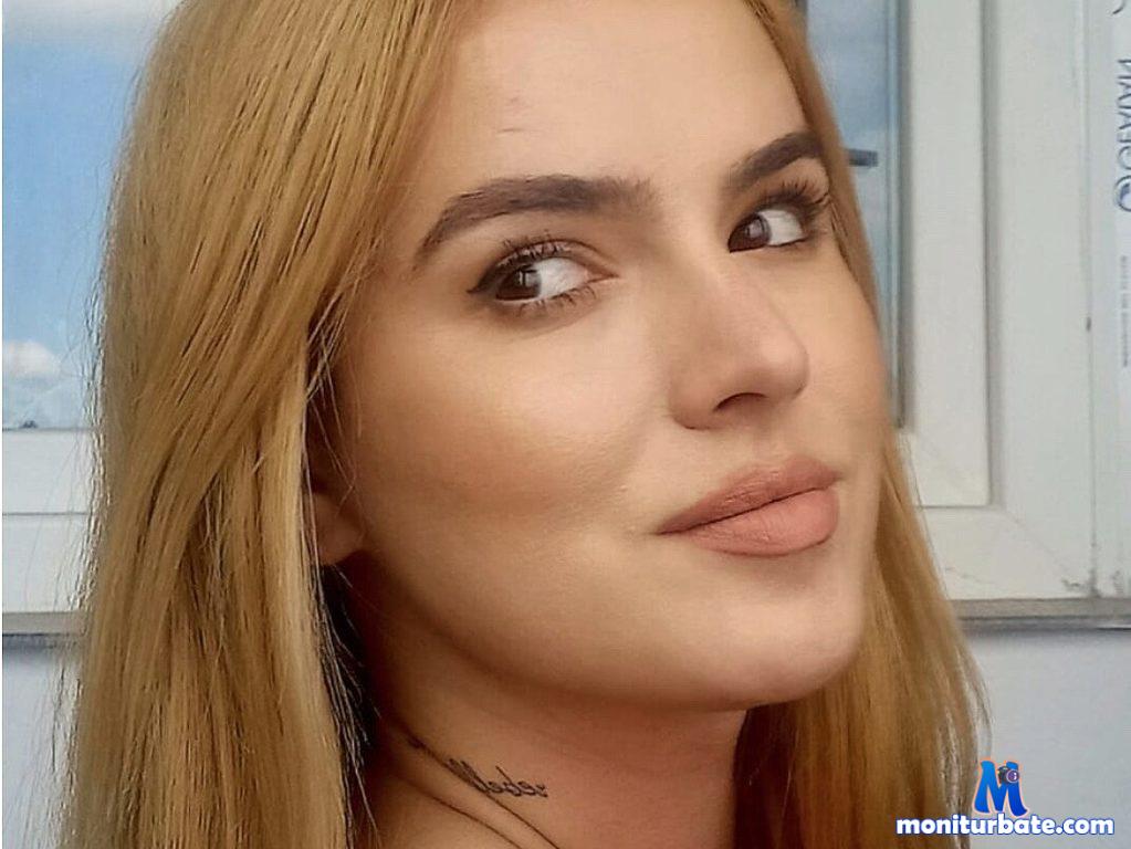 riana-diamond Flirt4free performer 
