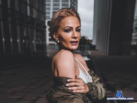 alexa-vanery flirt4free performer I throw sass around like confetti.