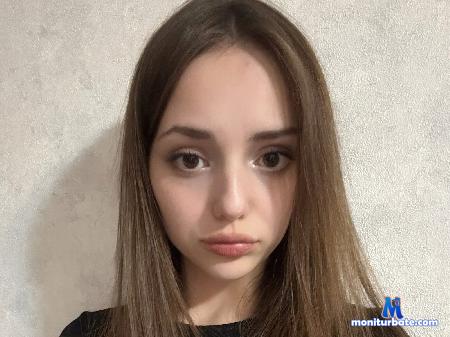 miranda-sampaga flirt4free performer I am new :) my name is Alice