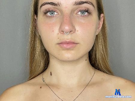 irene-tonelli flirt4free performer Hi sweet! we want play! Play with us pls!