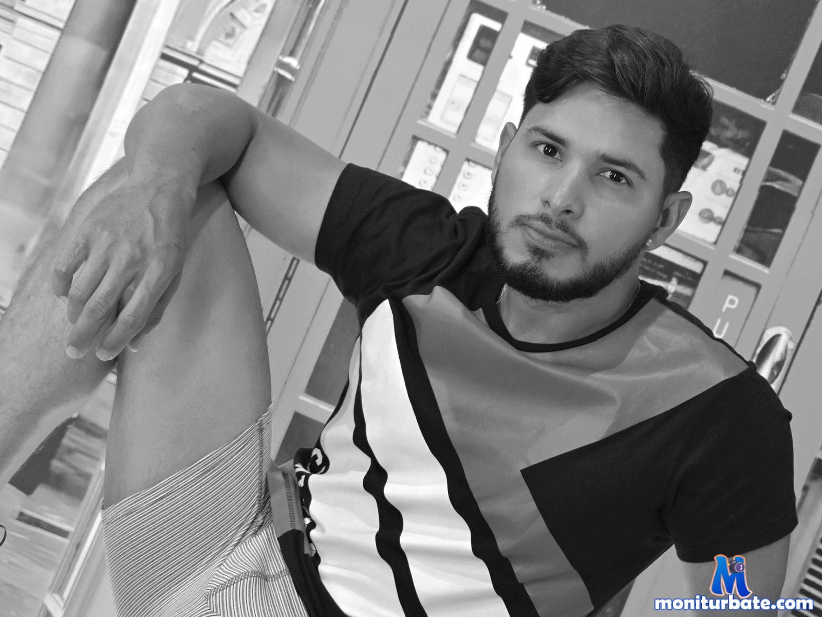 tommy-hoover Flirt4free performer Feet Nipple Play Prisoner/Guard Service Worker/Housewife Student/Teacher Domination Sugar Daddy Nipple Clamps Whip Bad Cop/Good Cop Tickler Spanking Training Sissy Training Armpit Muscle Worship Wrestling