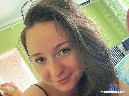 barbara-bacer flirt4free performer Hey its my first time here! ^^