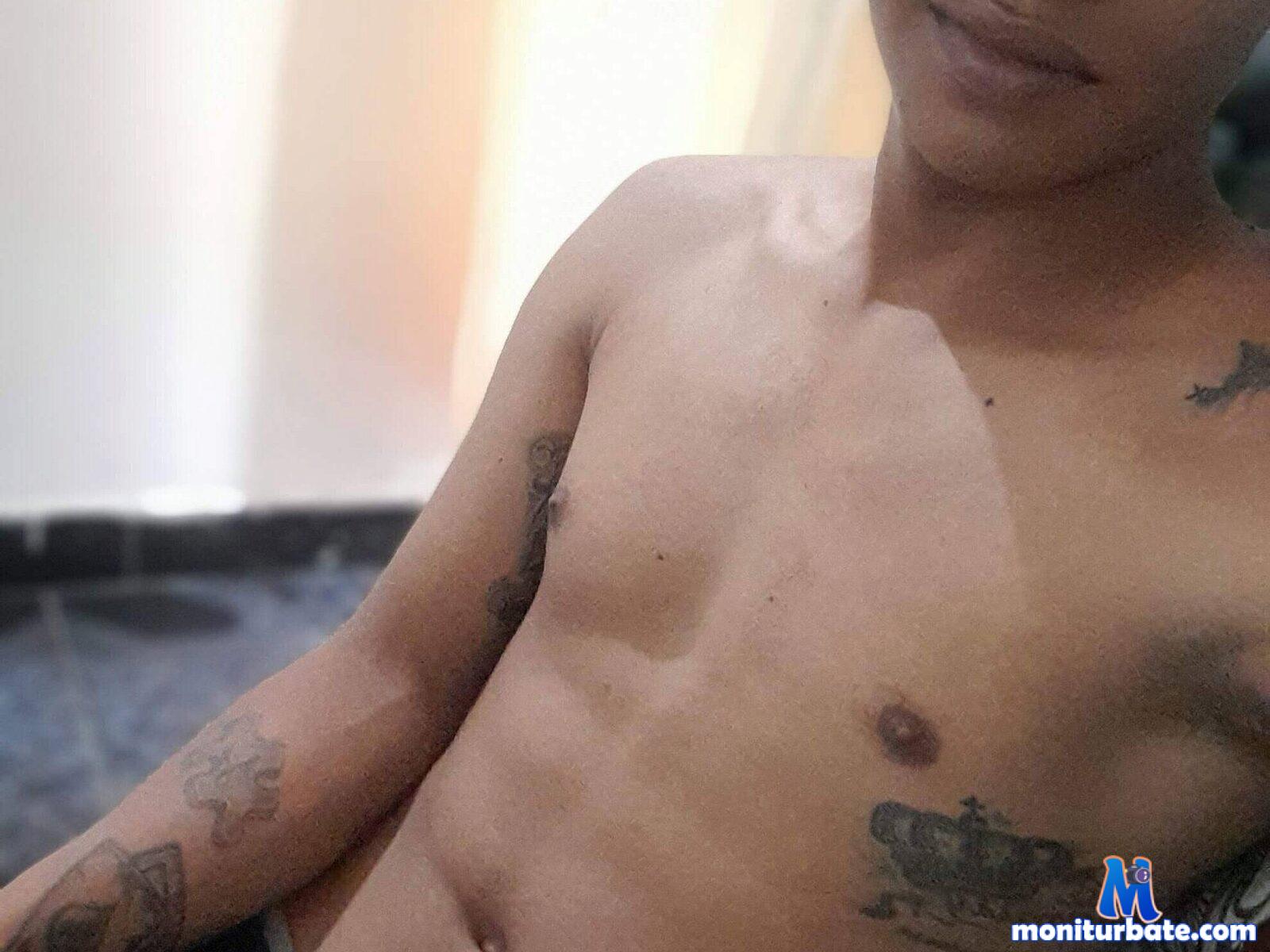 maicol-correa Flirt4free performer Feet Nipple Play Domination Jerk off Instruction Discipline Legs Piercings and Tattoos Smoking Exhibitionism Food