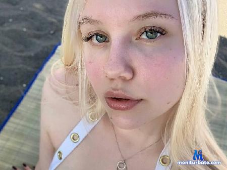 bonnie-gioffre flirt4free performer Hi sweet! we want play! Play with us pls!