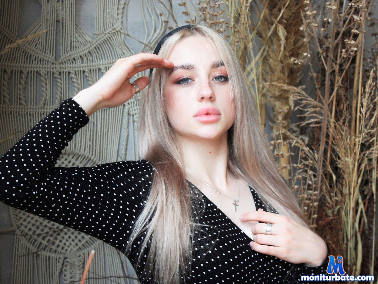 ashley-gilbert Flirt4free performer Nipple Play Paddling/Spanking/Whips Role Play/Costumes Boss / Secretary Dirty Talk Student/Teacher Bad Cop/Good Cop Legs Coach/Trainee Spanking Food