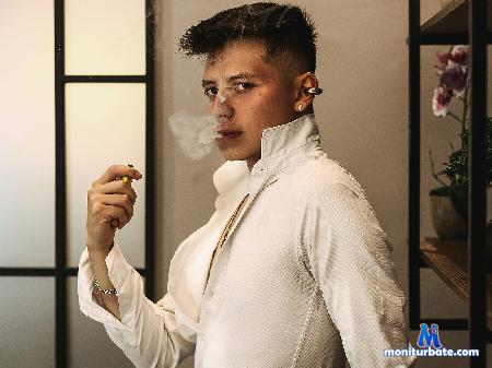 mike-roos flirt4free performer Cheer up and discover with me the sensual and perverse mind that I can have !