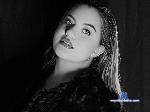 adelaide-ferrara flirt4free livecam show performer IF YOU PLAY WITH ME DO IT IN MY BED 