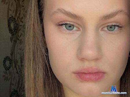 reatha-lizak flirt4free performer Hi sweet! we want play! Play with us pls! 