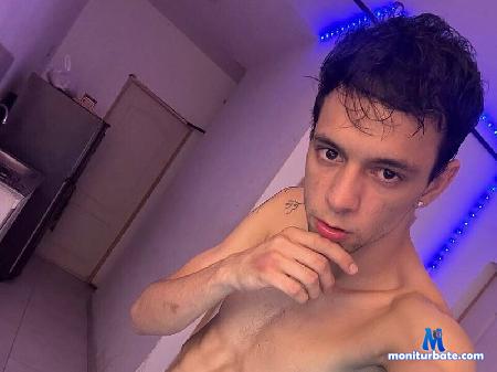 franchesco-blessd flirt4free performer So many misteries inside a man. Wanna check them?