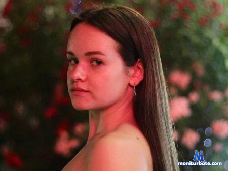 hisako-lavertu flirt4free performer Hi sweet! we want play! Play with us pls!