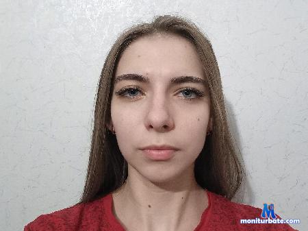 awilda-kizzie flirt4free performer Hi sweet! we want play! Play with us pls!