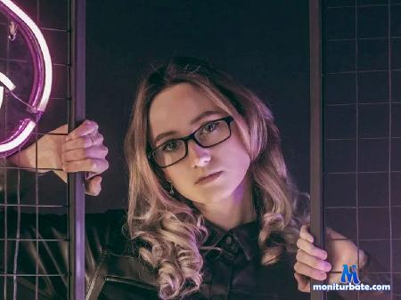 molly-ayrton flirt4free performer Teasing you till you cant go no more!