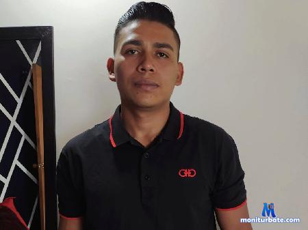 jackson-cute flirt4free performer I am an active bisexual boy I like to give good hard