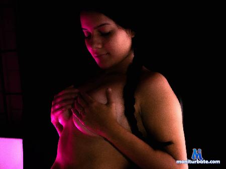 sofia-mv flirt4free performer HELLO GUYS, I'M 18 YEARS OLD AND I WANT TO LEARN A LOT FROM YOU