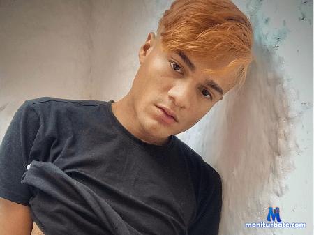 keen-holmand flirt4free performer Hi, welcome to my room