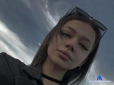 kira-neahr flirt4free performer i want u play with meeee 