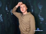 oscar-saenz flirt4free livecam show performer I'm curious about what exactly brought you here 