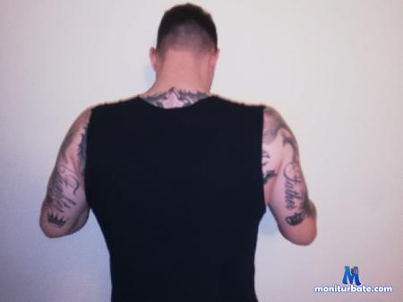 derek-crawford flirt4free performer Friendly guy willing to meet new people and make new friends!Are you my new friend?