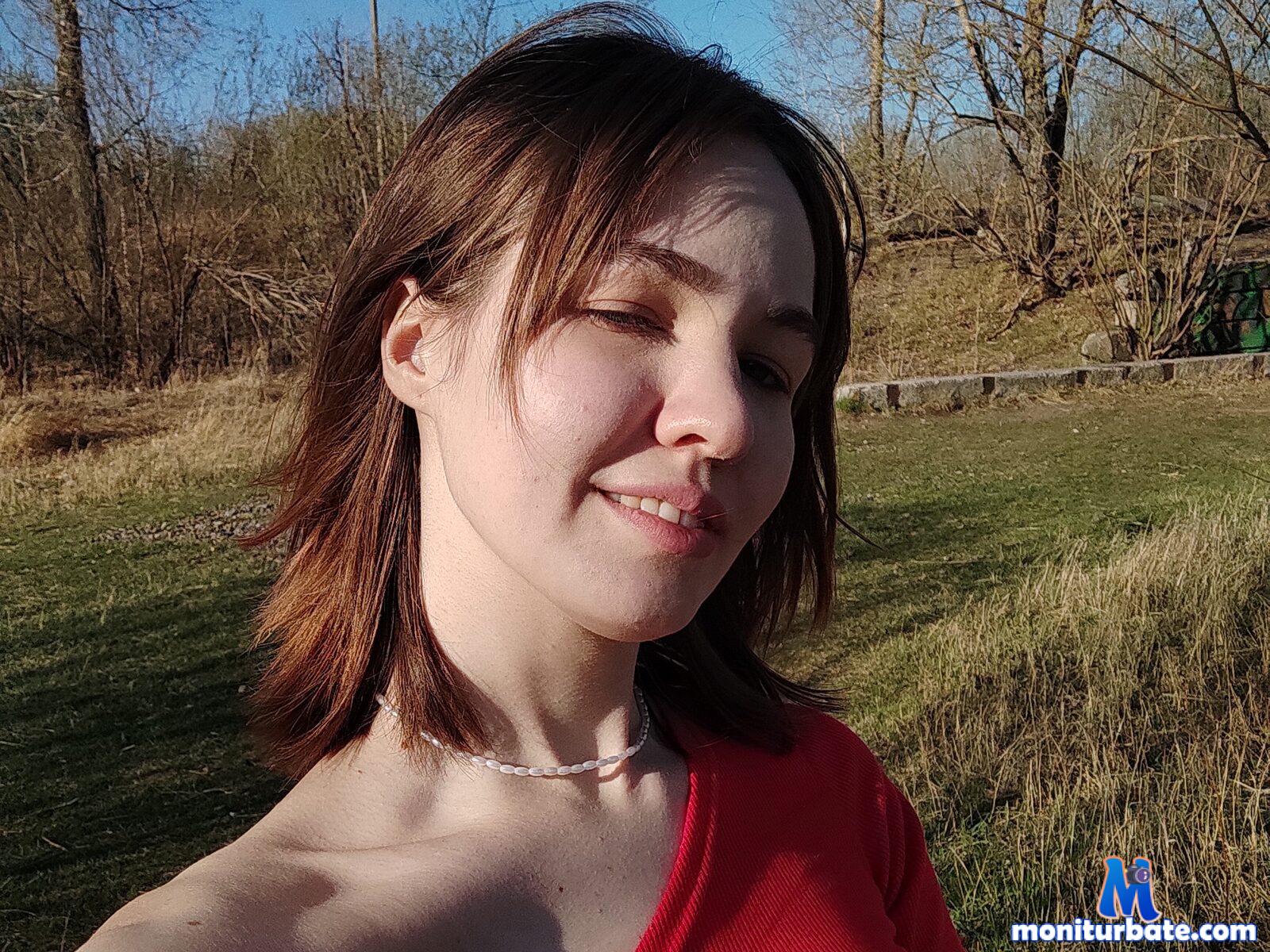 liana-hippen Flirt4free performer 