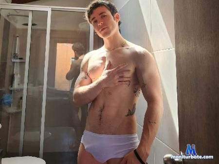 aaron-bain flirt4free performer Welcome everyone! I'm Aaron and I hope you will enjoy chatting with me. I just want to have fun! 