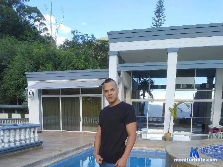 luke-jhonson flirt4free performer Today is our day