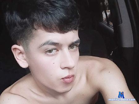 camilo-monttoya flirt4free performer Lets play with my ass :p 