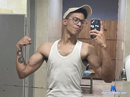 caleb-bostom flirt4free performer What you see is just the beginnin.