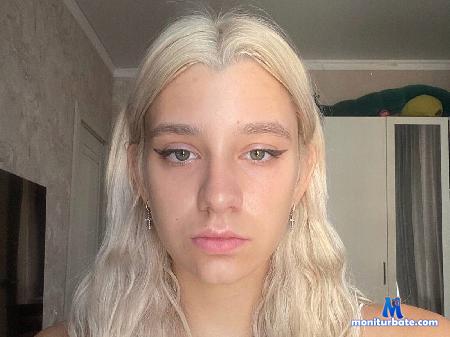 elsie-bruscino flirt4free performer Hi sweet! we want play! Play with us pls!