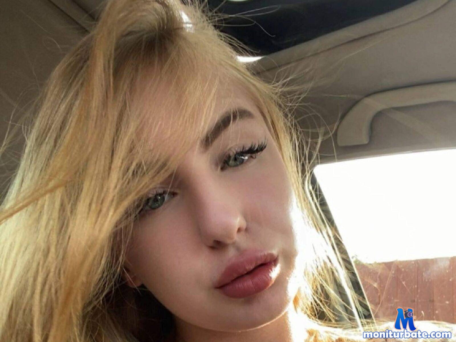 clyde-dugdale Flirt4free performer Feet Nipple Biting Nipple Play Role Play/Costumes Face Sitting Jerk off Instruction Orgasm Control/Denial Sugar Daddy Teasing Whip Spanking Cosplay