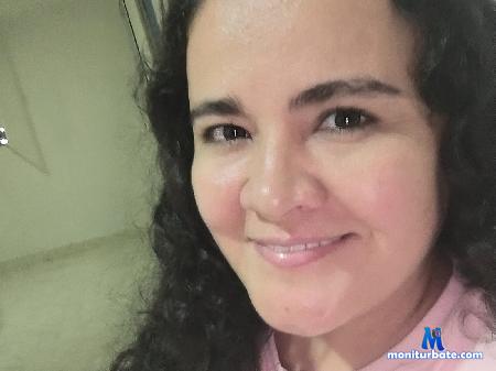 mara-danna flirt4free performer Que sean muy respetuosos ,cariñosos y traviesos 