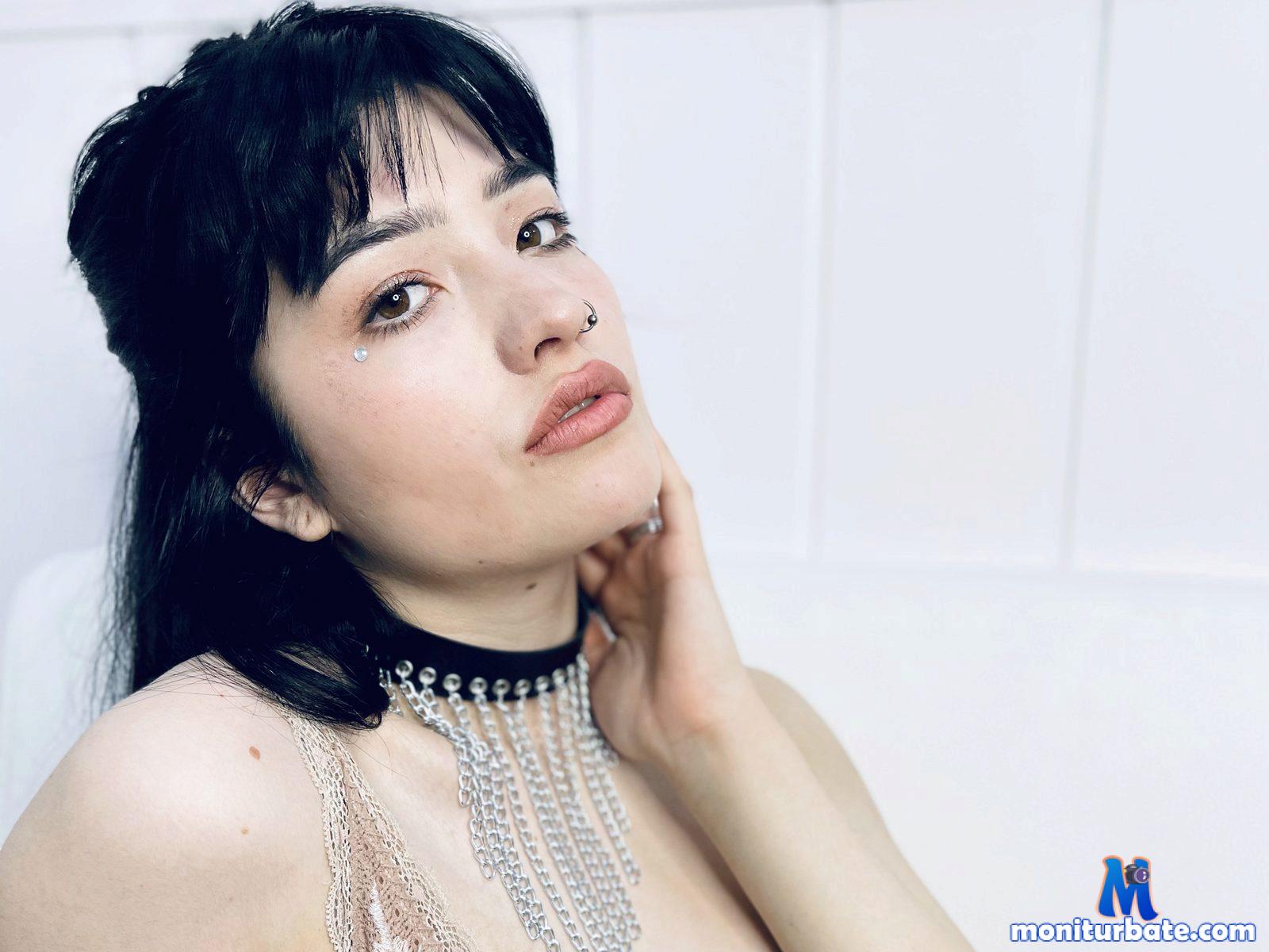 ashley-solo Flirt4free performer 