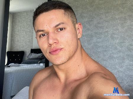 erick-wallace flirt4free performer It may be expensive but the value you get is what matters.