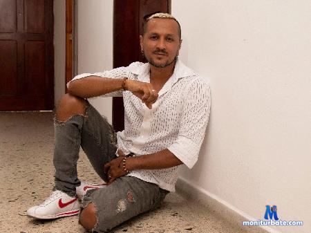 charlie-bon flirt4free performer make my imagination fly
