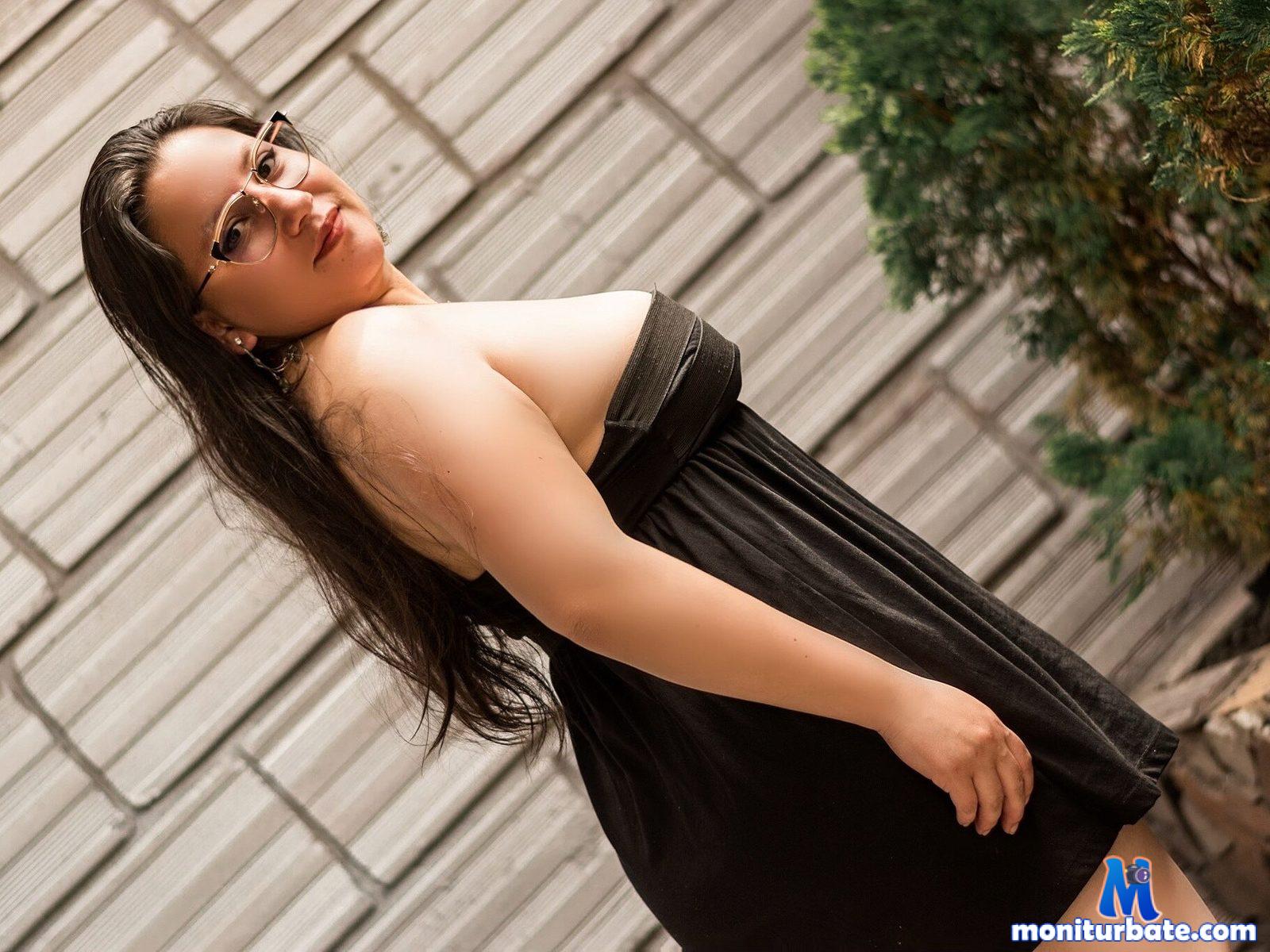 chloe-thompsson Flirt4free performer Feet Nipple Biting Nipple Play Boss / Secretary Dirty Talk French Maid/Client Student/Teacher Domination Latex Orgasm Control/Denial Stockings/Panty Hose Handcuffs Whip Legs Bondage Cheerleader/Jock Tickler Strap-on Gender Play Breast Play Smoking Ball Gag