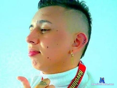 darwin-venecia flirt4free performer Ambición imparable, placer infinito.