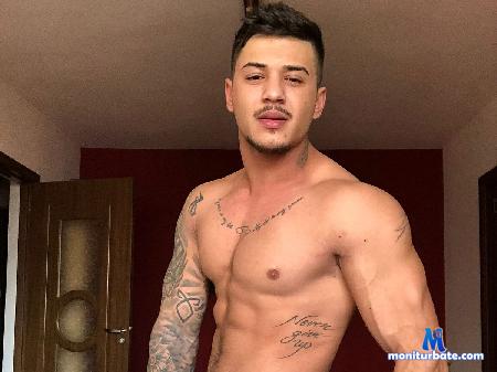 cris-christopher flirt4free performer I m a Dominant master who like to be respected ;)