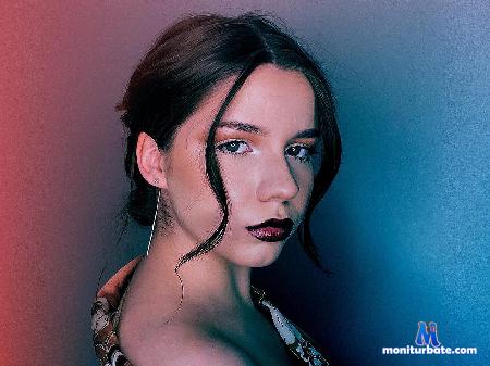 aryana-luna flirt4free performer The only difference between a good girl and a bad girl is that good girls are very selective