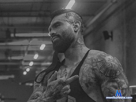 gian-tabet flirt4free performer Hey guys am a muscled up tattooed guy I hope we have a good time together