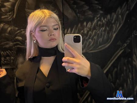 ilda-dishaw flirt4free performer Hi sweet! we want play! Play with us pls!