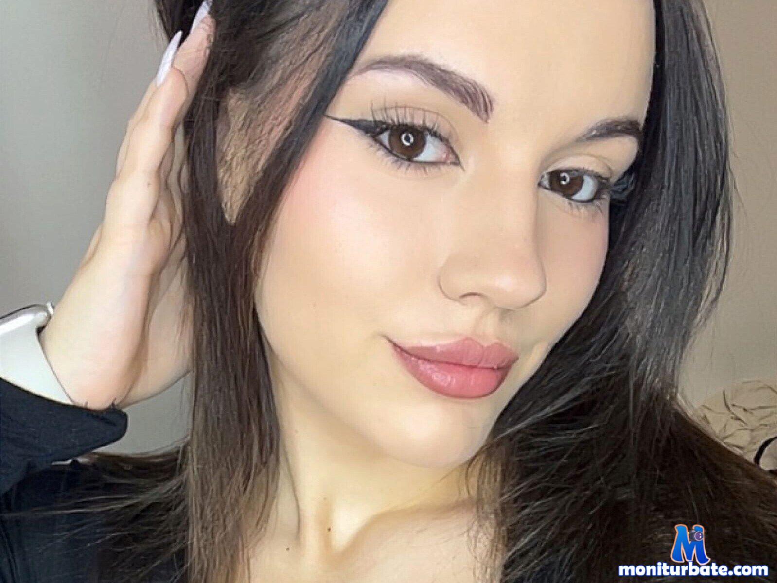layla-thomson Flirt4free performer Dirty Talk