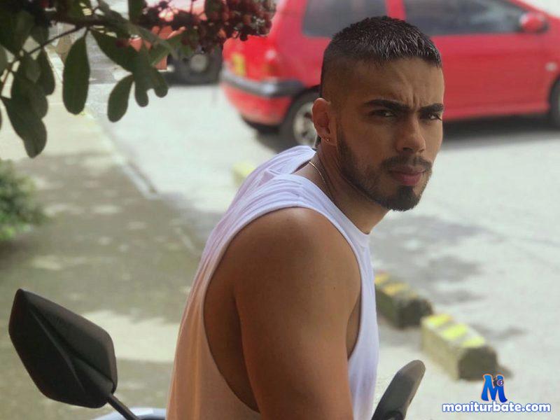 mike-cruzz Flirt4free performer 