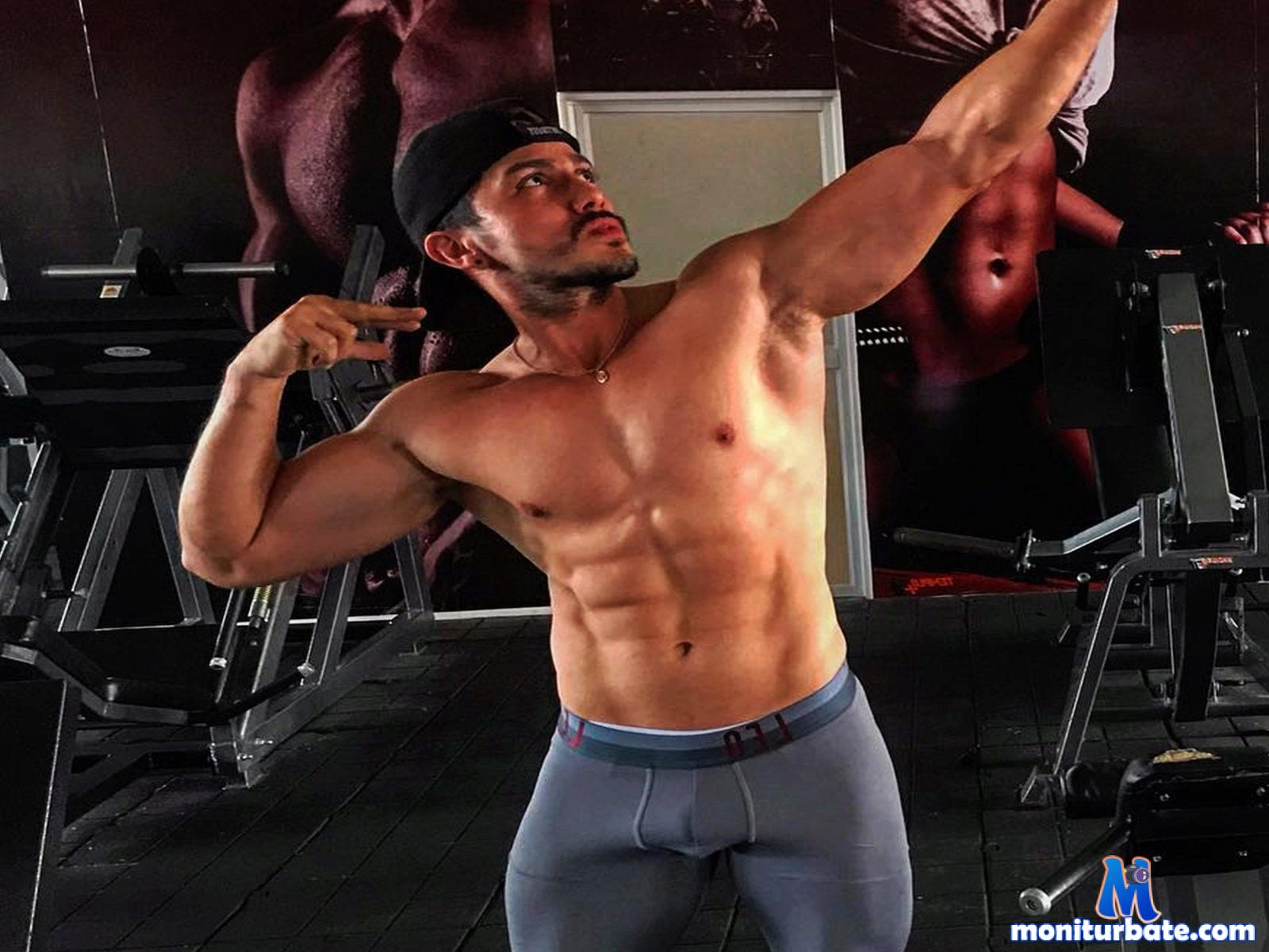 max-willians Flirt4free performer Giant Dildo