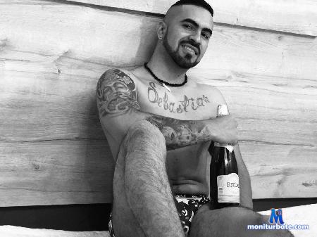 jerome-brucee flirt4free performer I am your dominant man who can accompany you day and night never stop thinking about me