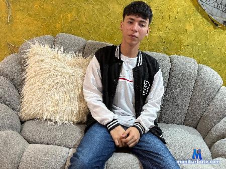 noan-miller flirt4free performer Come and enjoy your time with me, tell me your fetishes, I like control
