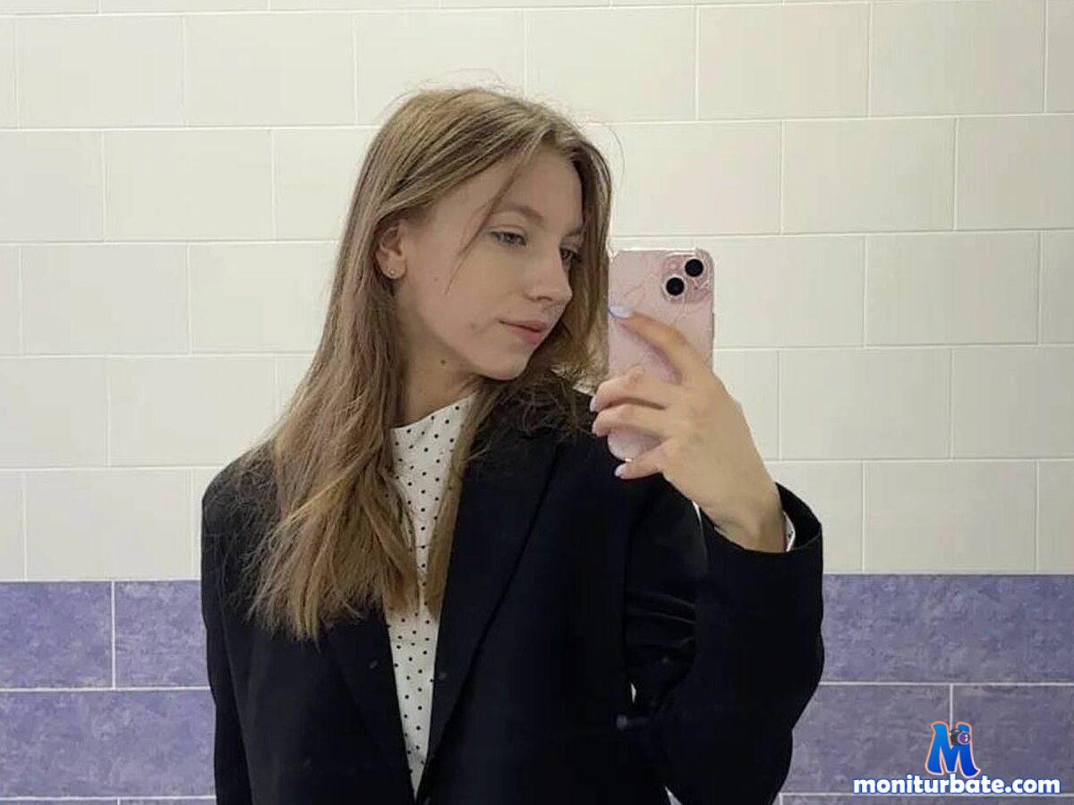 lasandra-hulings Flirt4free performer 