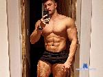 henry-olimpus flirt4free livecam show performer New Muscle hunk guy here. Let's see how this work