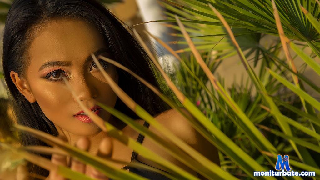 LunaAgusty Livejasmin model profile picture