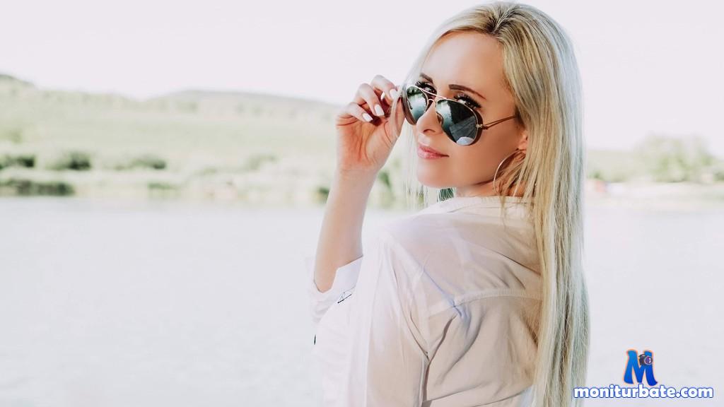 RoseWilld Livejasmin model profile picture